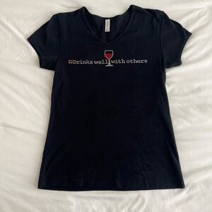 "Drinks Well With Others" t-shirt 🍷
Rhinestones all intact